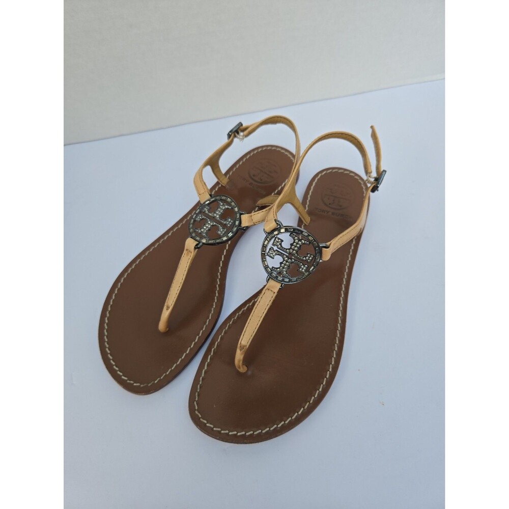 Tory Burch Miller Leather Tan Thong Sandals Silver Logo Medallion Women’s sz 7.5